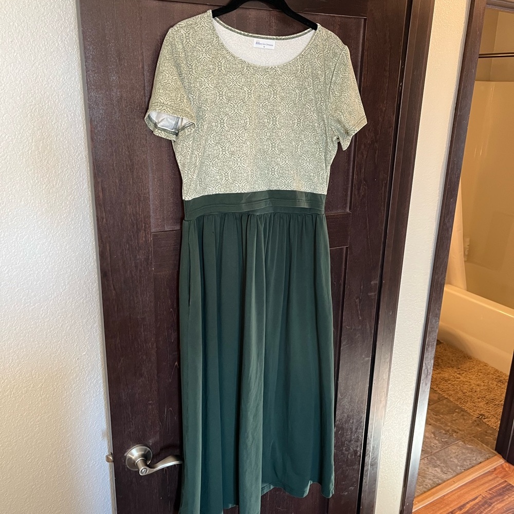 Cotton nursing dress